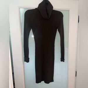 Aritzia olive green sweater dress XS